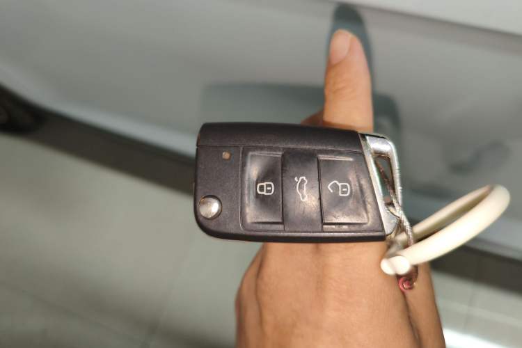 Used Volkswagen T-ROC 2024 280TSI DSG Two-Wheel-Drive Time Edition Vehicle Key