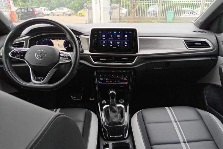 Used Volkswagen T-ROC 2024 300TSI DSG Two-Wheel-Drive Starlight Edition Center Console