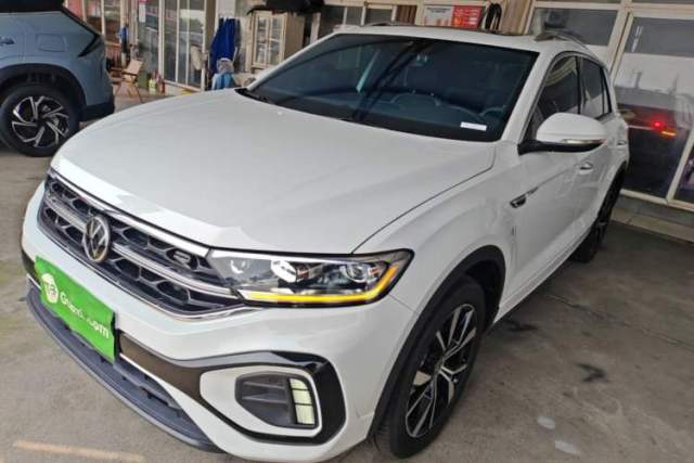 Used Volkswagen T-ROC 2025 Facelifted 300TSI DSG Two-Wheel-Drive Chen Guang Edition
