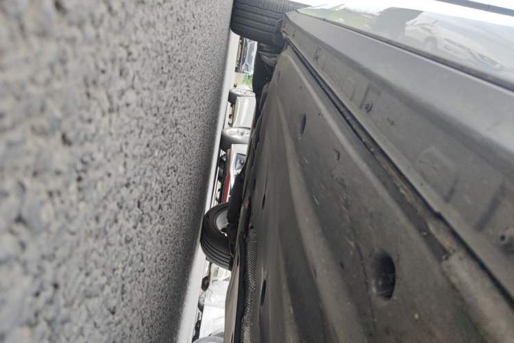 Used Volkswagen T-ROC 2025 300TSI DSG Two-Wheel Drive Chen Guang Edition Chassis Front Right