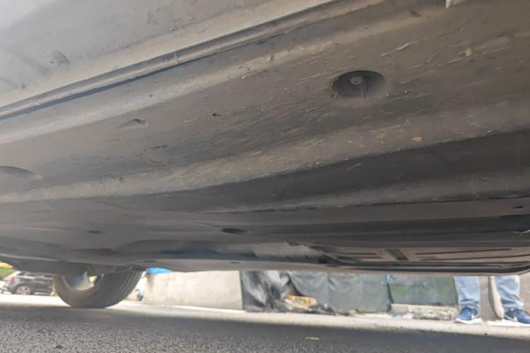 Used Volkswagen T-ROC 2025 300TSI DSG Two-Wheel Drive Chen Guang Edition Chassis Front Right
