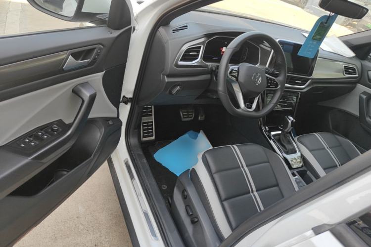 Used Volkswagen T-ROC 2025 300TSI DSG Two-Wheel Drive Chen Guang Edition Driver Seat