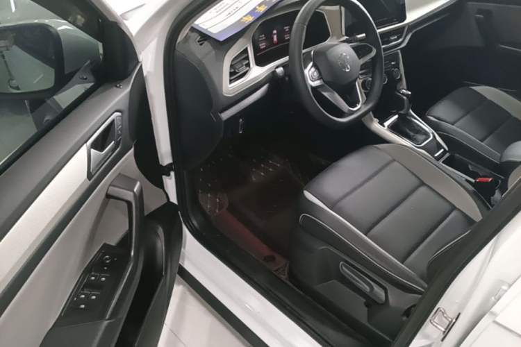 Used Volkswagen T-ROC 2025 280TSI DSG Two-Wheel Drive Time Edition Driver Seat