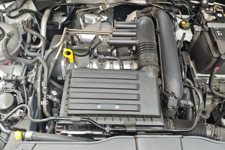 Used Volkswagen T-ROC 2025 280TSI DSG Two-Wheel Drive Time Edition Engine Bay