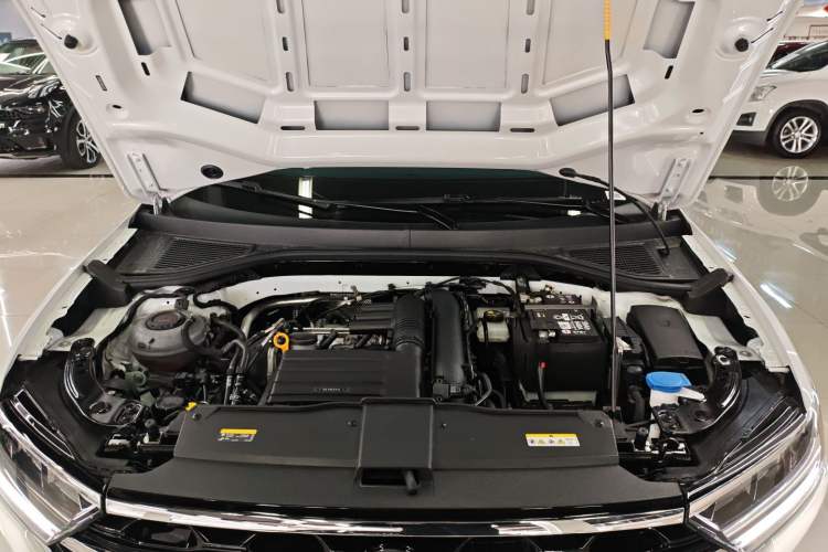 Used Volkswagen T-ROC 2025 Facelifted 280TSI DSG Two-Wheel Drive Time Edition Engine Bay