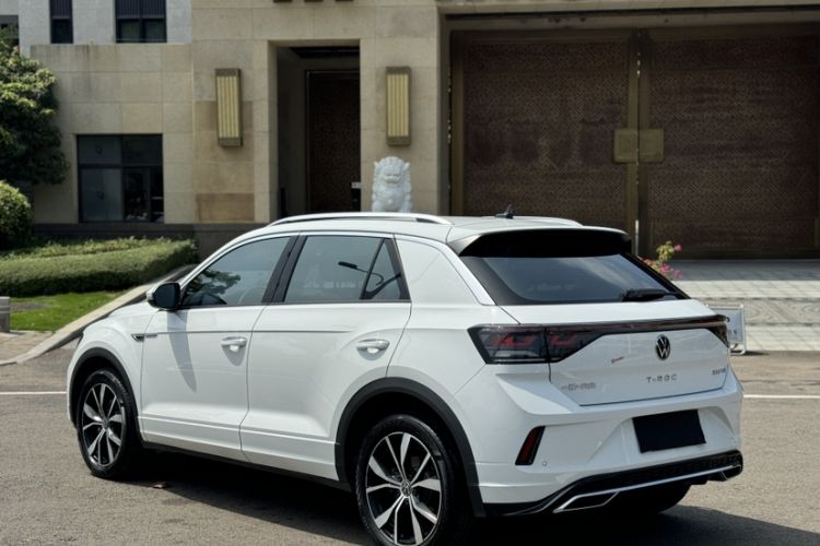 Used Volkswagen T-ROC 2025 Facelifted 300TSI DSG Two-Wheel-Drive Chen Guang Edition Exterior 1