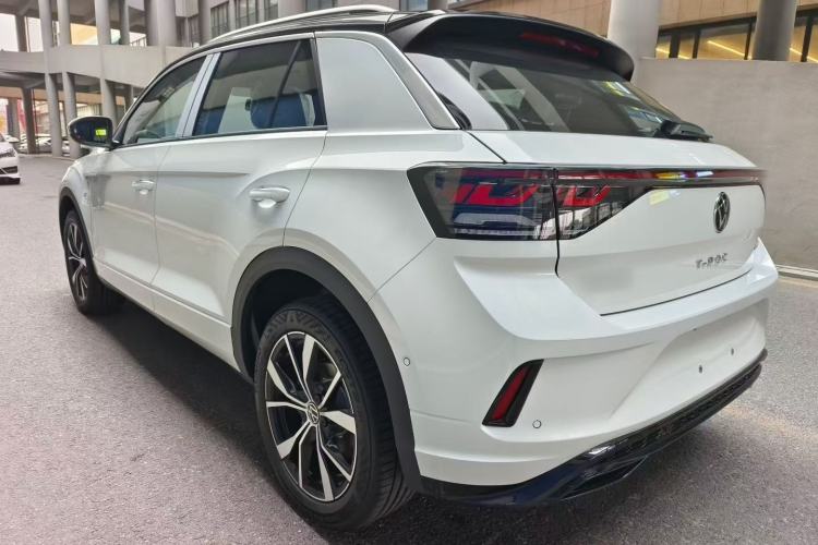 Used Volkswagen T-ROC 2025 Facelift Model 2 300TSI DSG Two-Wheel Drive Xingguang Edition Exterior 3