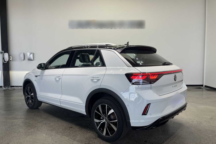 Used Volkswagen T-ROC 2025 Facelift Model 2 300TSI DSG Two-Wheel Drive Xingguang Edition Exterior 3