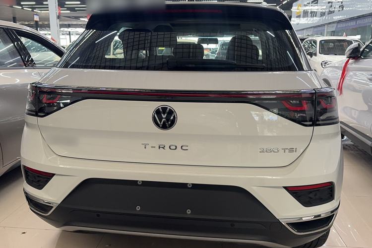 Used Volkswagen T-ROC 2025 280TSI DSG Two-Wheel Drive Time Edition Exterior 4