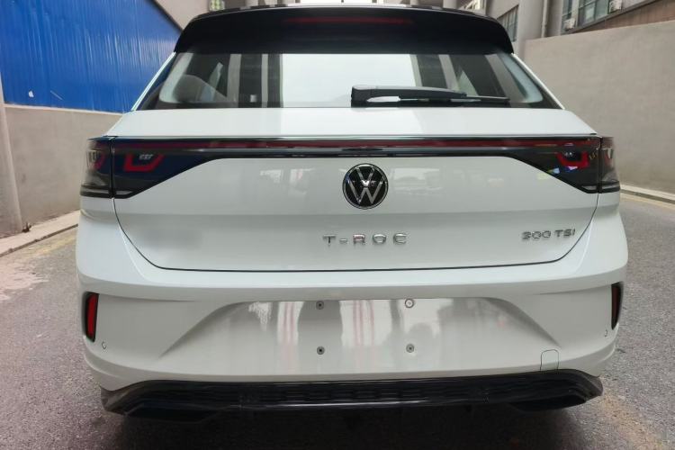 Used Volkswagen T-ROC 2025 Facelift Model 2 300TSI DSG Two-Wheel Drive Xingguang Edition Exterior 4