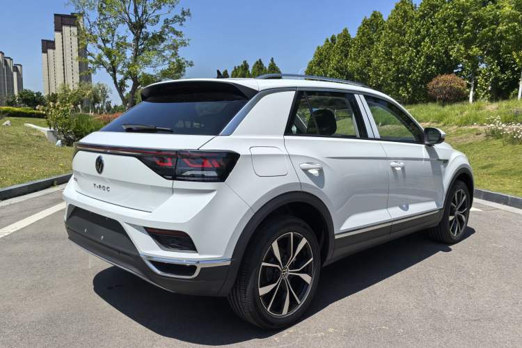 Used Volkswagen T-ROC 2025 Facelift Model 2 280TSI DSG Two-Wheel Drive Shiguang Edition Exterior 5