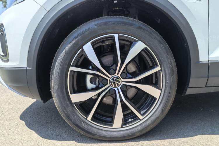 Used Volkswagen T-ROC 2025 Facelift Model 2 280TSI DSG Two-Wheel Drive Shiguang Edition Exterior 7