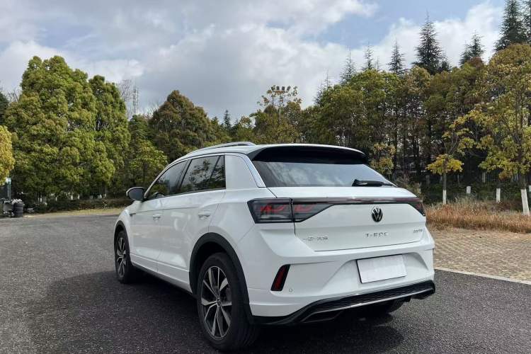 Used Volkswagen T-ROC 2025 Facelift Model 2 300TSI DSG Two-Wheel Drive Chenguang Edition Exterior 8