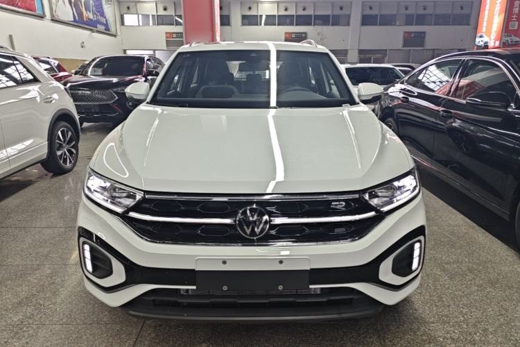 Used Volkswagen T-ROC 2025 Facelift Model 2 300TSI DSG Two-Wheel Drive Chenguang Edition Front
