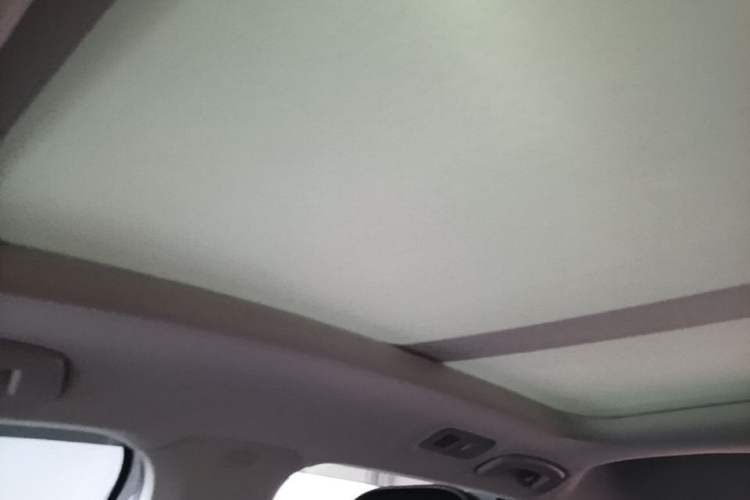 Used Volkswagen T-ROC 2025 280TSI DSG Two-Wheel Drive Time Edition Headliner
