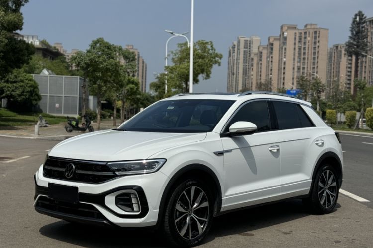 Used Volkswagen T-ROC 2025 Facelifted 300TSI DSG Two-Wheel-Drive Chen Guang Edition Guazi used car, China used car export, Used car for sale, Used  cars, Cheapest cars for sale