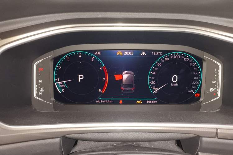 Used Volkswagen T-ROC 2025 300TSI DSG Two-Wheel Drive Chen Guang Edition Instrument Cluster