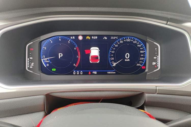 Used Volkswagen T-ROC 2025 300TSI DSG Two-Wheel Drive Chen Guang Edition Instrument Cluster