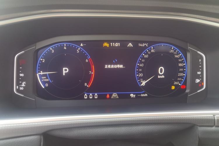 Used Volkswagen T-ROC 2025 Facelift Model 2 300TSI DSG Two-Wheel Drive Xingguang Edition Instrument Cluster