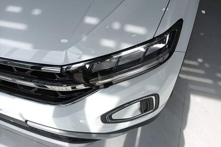 Used Volkswagen T-ROC 2025 280TSI DSG Two-Wheel Drive Time Edition Left Front Headlight