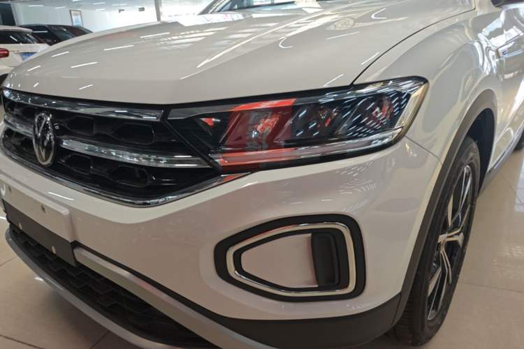 Used Volkswagen T-ROC 2025 Facelift Model 2 280TSI DSG Two-Wheel Drive Shiguang Edition Left Front Headlight