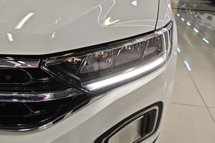 Used Volkswagen T-ROC 2025 Facelifted 280TSI DSG Two-Wheel Drive Time Edition Left Front Headlight