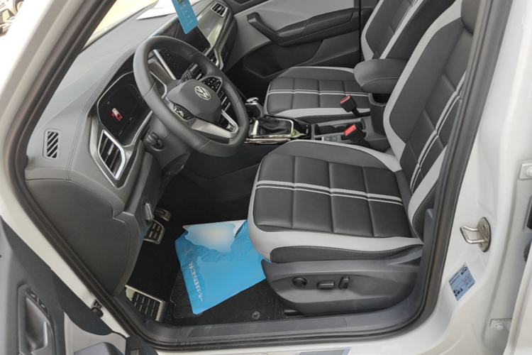 Used Volkswagen T-ROC 2025 300TSI DSG Two-Wheel Drive Chen Guang Edition Left Front Seat