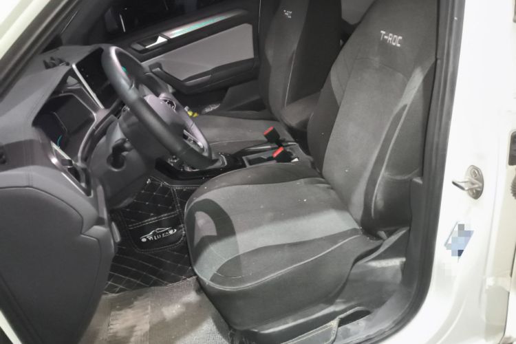 Used Volkswagen T-ROC 2025 300TSI DSG Two-Wheel Drive Chen Guang Edition Left Front Seat