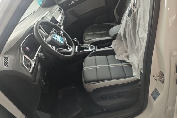 Used Volkswagen T-ROC 2025 Facelift Model 2 300TSI DSG Two-Wheel Drive Chenguang Edition Left Front Seat