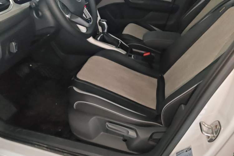 Used Volkswagen T-ROC 2025 280TSI DSG Two-Wheel Drive Time Edition Left Front Seat