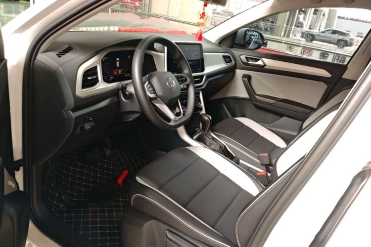 Used Volkswagen T-ROC 2025 280TSI DSG Two-Wheel Drive Time Edition Left Front Seat