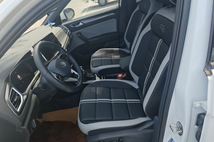 Used Volkswagen T-ROC 2025 300TSI DSG Two-Wheel Drive Chen Guang Edition Left Front Seat