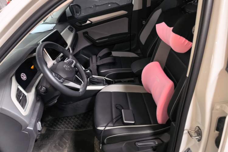 Used Volkswagen T-ROC 2025 280TSI DSG Two-Wheel Drive Time Edition Left Front Seat