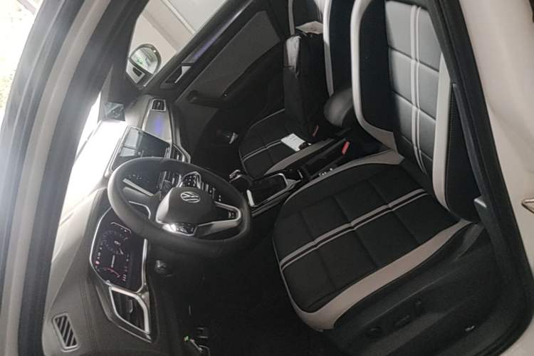 Used Volkswagen T-ROC 2025 300TSI DSG Two-Wheel Drive Starlight Edition Left Front Seat
