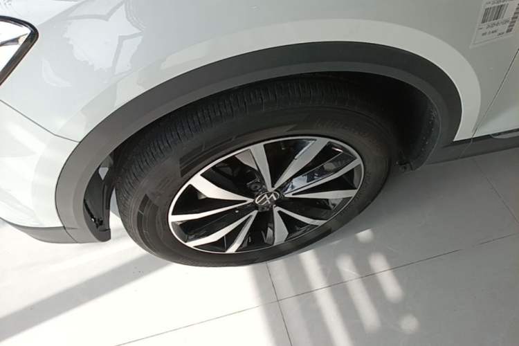 Used Volkswagen T-ROC 2025 280TSI DSG Two-Wheel Drive Time Edition Left Front Wheel Hub