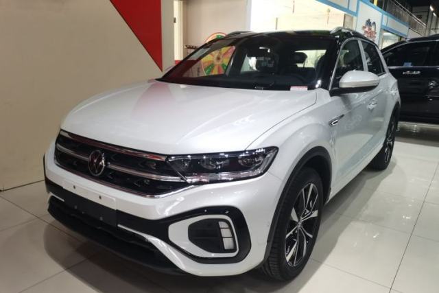 Used Volkswagen T-ROC 2025 Facelift Model 2 300TSI DSG Two-Wheel Drive Xingguang Edition