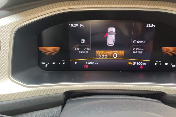 Used Volkswagen T-ROC 2025 280TSI DSG Two-Wheel Drive Time Edition Odometer Close Up
