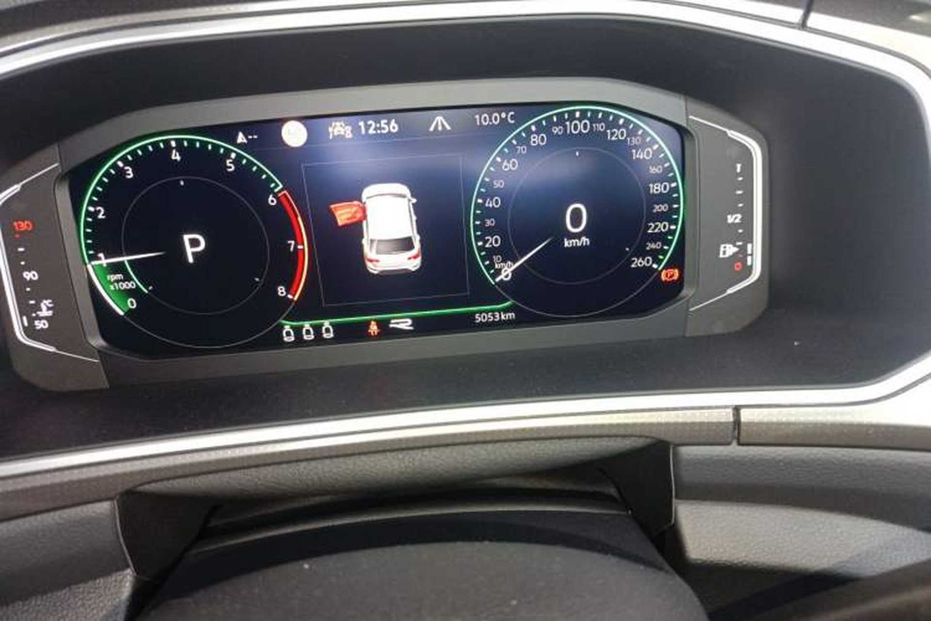 Used Volkswagen T-ROC 2025 300TSI DSG Two-Wheel Drive Chen Guang Edition Odometer Close Up