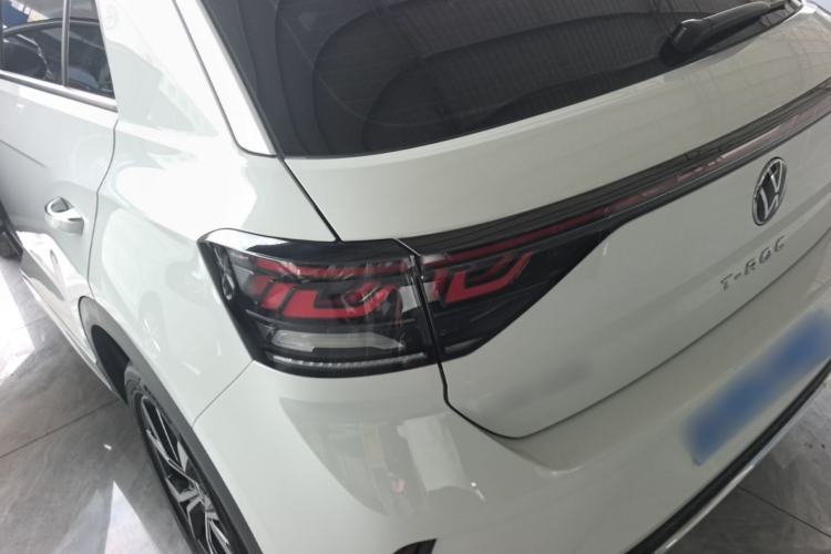 Used Volkswagen T-ROC 2025 300TSI DSG Two-Wheel Drive Chen Guang Edition Rear Left 45 Deg