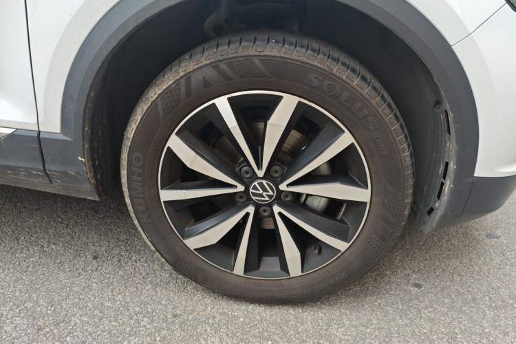 Used Volkswagen T-ROC 2025 280TSI DSG Two-Wheel Drive Time Edition Right Front Wheel Hub