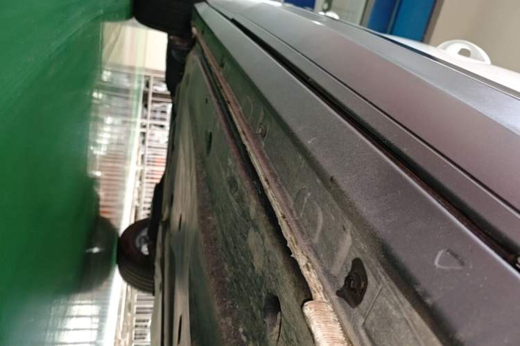 Used Volkswagen T-ROC 2025 280TSI DSG Two-Wheel Drive Time Edition Right Side Sill