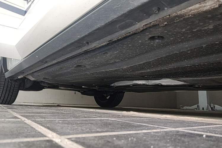 Used Volkswagen T-ROC 2025 300TSI DSG Two-Wheel Drive Starlight Edition Right Side Sill