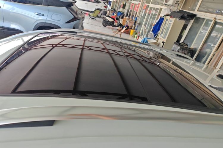 Used Volkswagen T-ROC 2025 Facelifted 300TSI DSG Two-Wheel-Drive Chen Guang Edition Roof