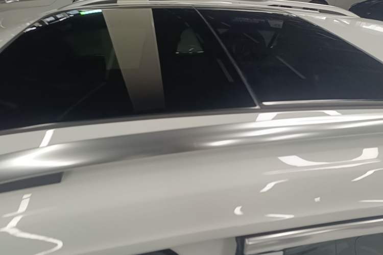 Used Volkswagen T-ROC 2025 Facelift Model 2 280TSI DSG Two-Wheel Drive Shiguang Edition Roof