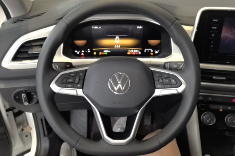 Used Volkswagen T-ROC 2025 Facelift Model 2 280TSI DSG Two-Wheel Drive Shiguang Edition Steering Wheel