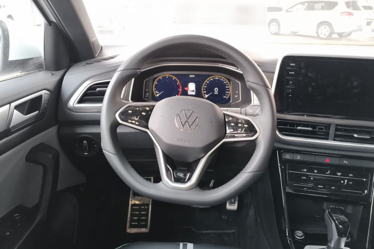 Used Volkswagen T-ROC 2025 300TSI DSG Two-Wheel Drive Chen Guang Edition Steering Wheel