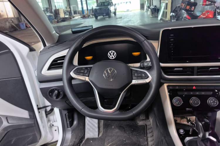 Used Volkswagen T-ROC 2025 280TSI DSG Two-Wheel Drive Time Edition Steering Wheel
