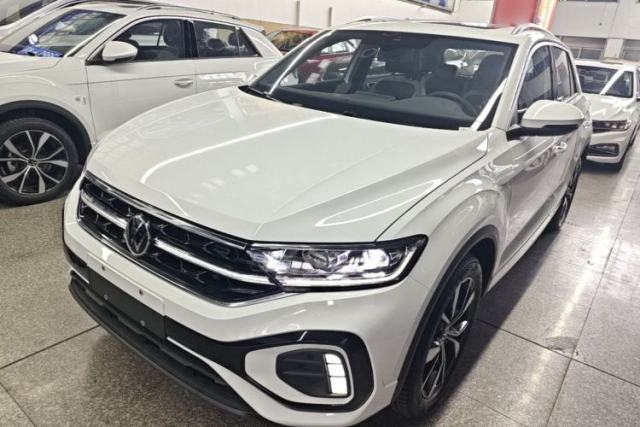 Used Volkswagen T-ROC 2025 Facelift Model 2 300TSI DSG Two-Wheel Drive Chenguang Edition