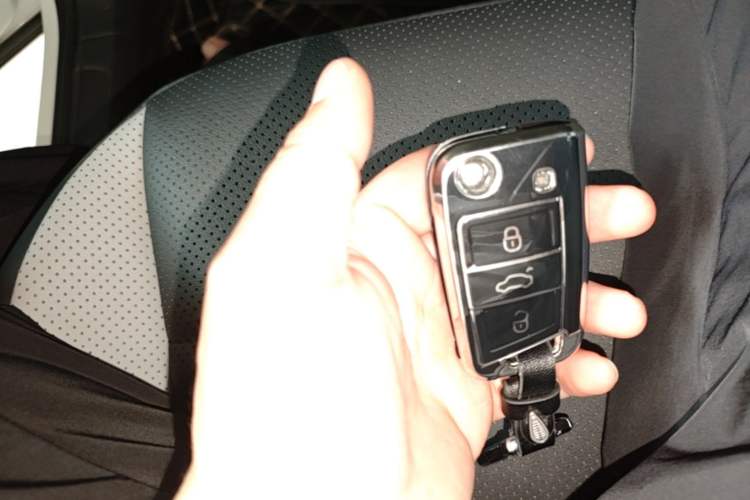 Used Volkswagen T-ROC 2025 280TSI DSG Two-Wheel Drive Time Edition Vehicle Key