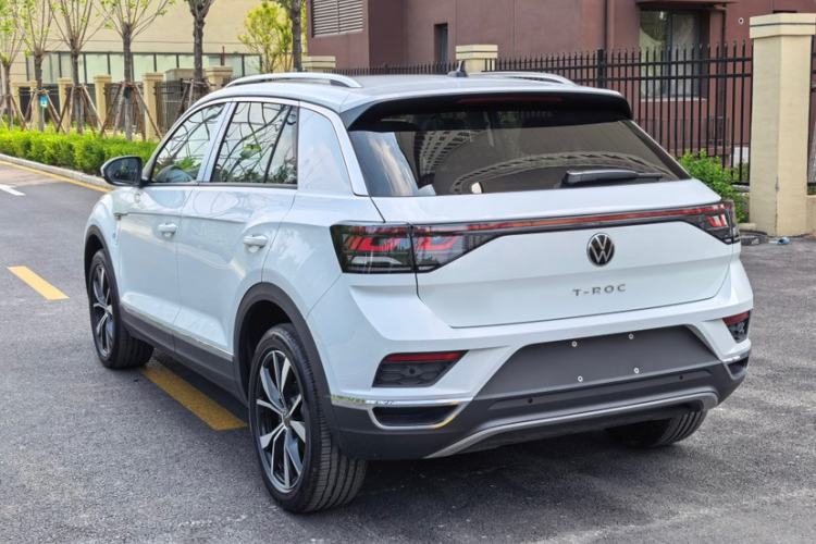 Used Volkswagen T-ROC 2026 Model 280TSI DSG Two-Wheel Drive Shiguang Edition Exterior 6